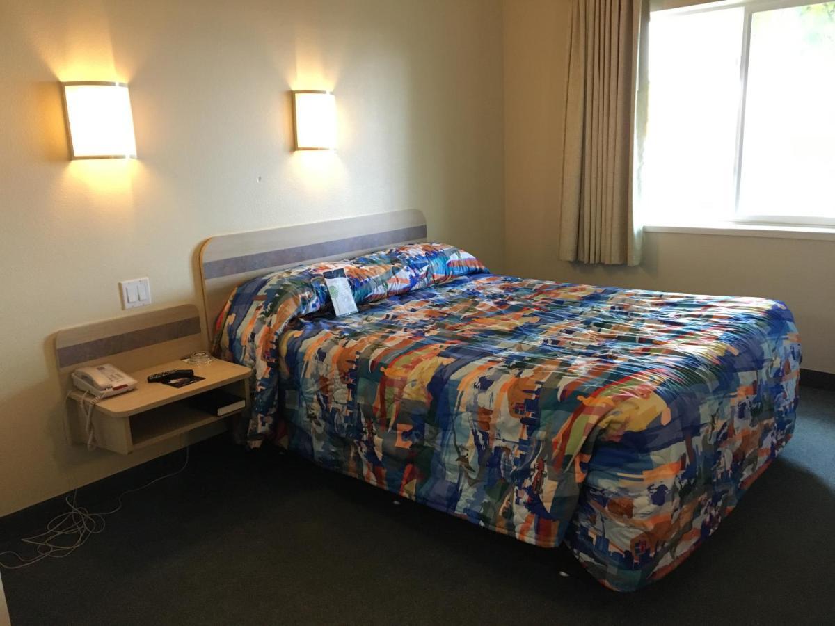 Hotel 6-portland, Or - I-5 Portland